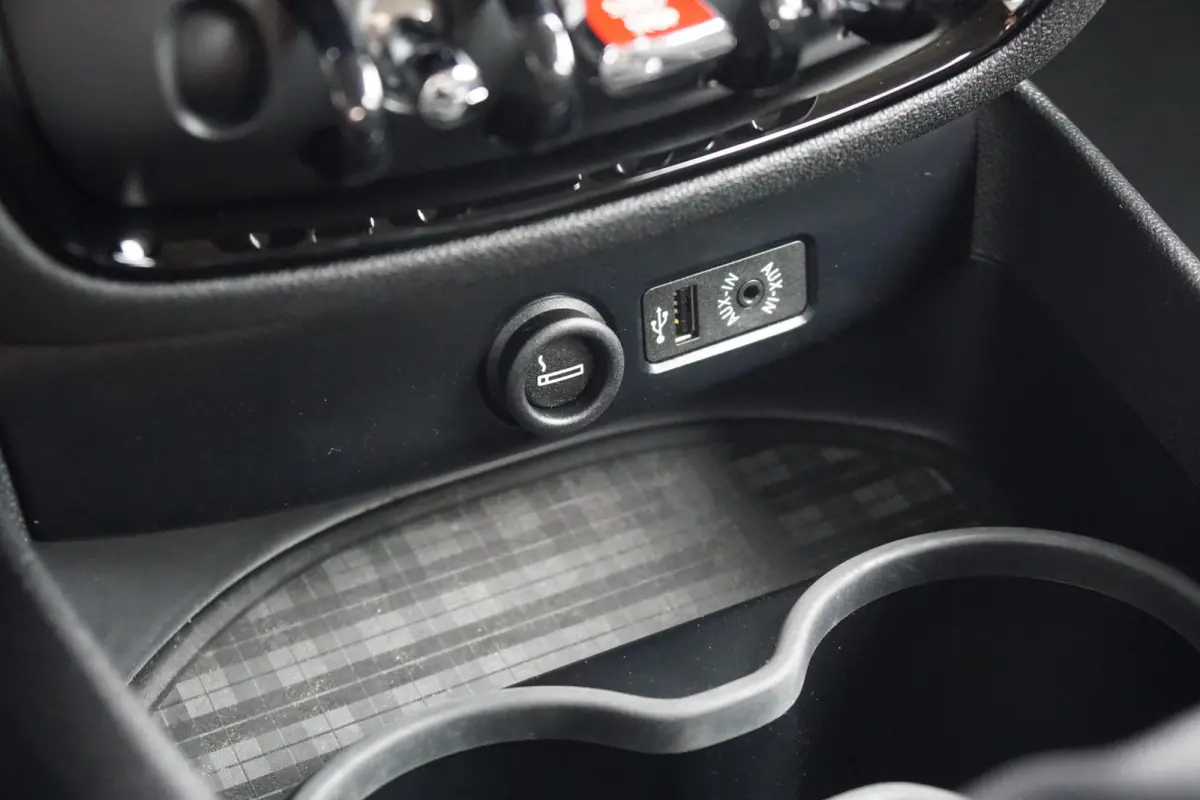 1.5 Cooper Chili Serious Business + LED / ADAPTIEVE SCHOKDEMPERS / CLIMATE CONTROL / SENSOREN