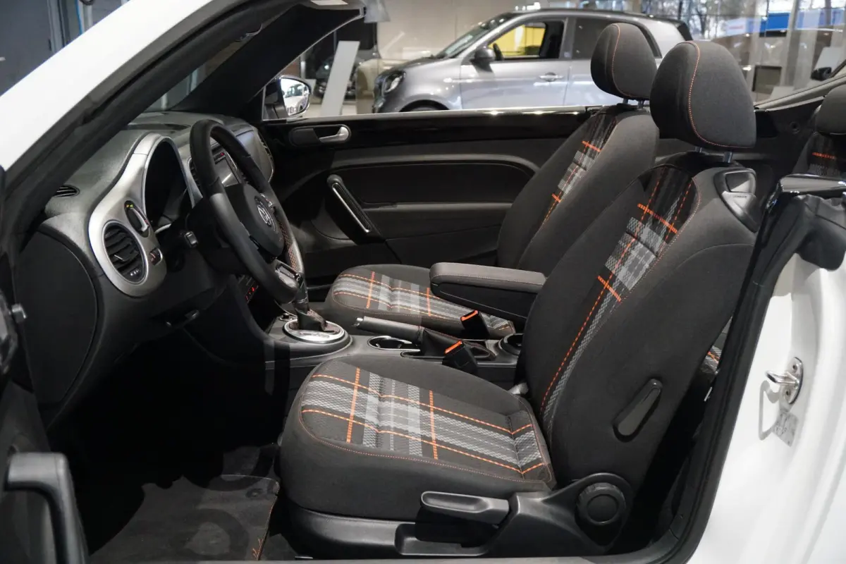 1.2 TSI Club + CAMERA / XENON / APPLE CARPLAY