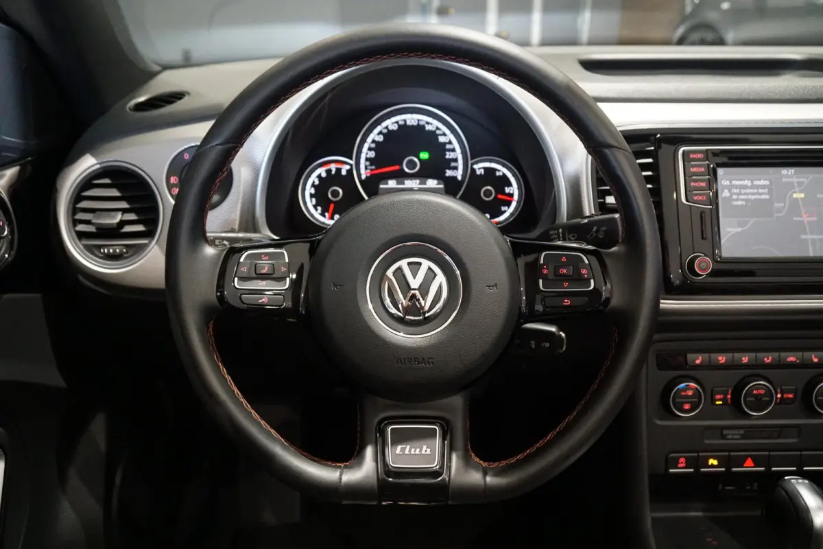 1.2 TSI Club + CAMERA / XENON / APPLE CARPLAY