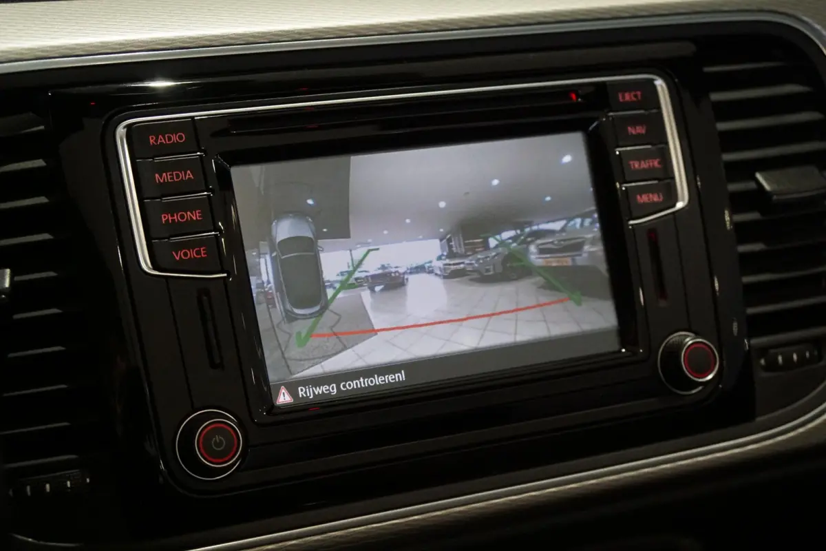 1.2 TSI Club + CAMERA / XENON / APPLE CARPLAY