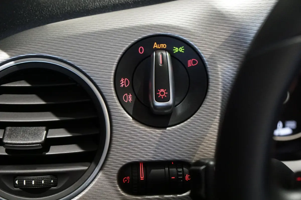 1.2 TSI Club + CAMERA / XENON / APPLE CARPLAY