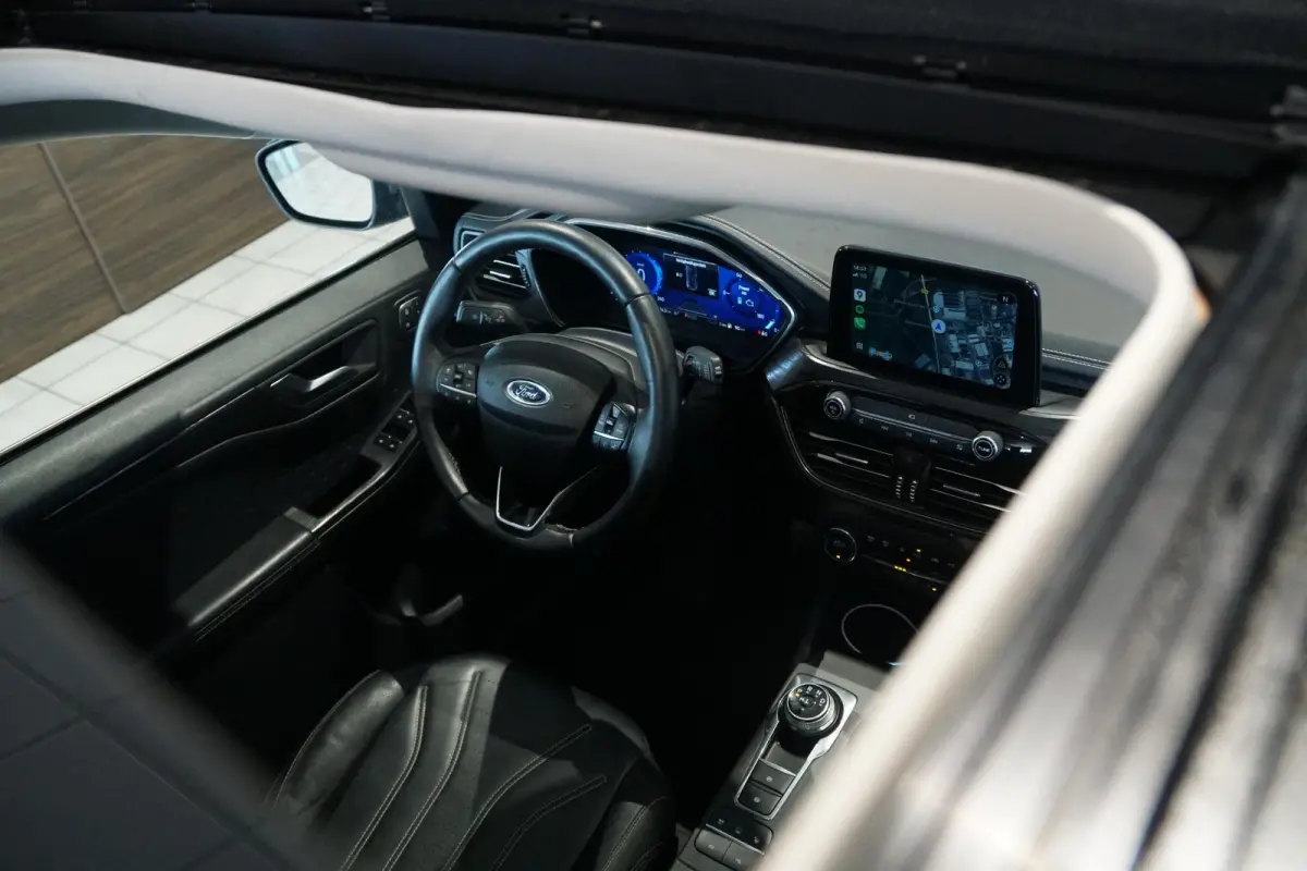 2.5 PHEV Vignale + PANORAMA / HEAD-UP / B&O / LEDER / APPLE CARPLAY
