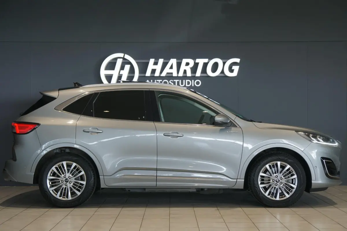 2.5 PHEV Vignale + PANORAMA / HEAD-UP / B&O / LEDER / APPLE CARPLAY