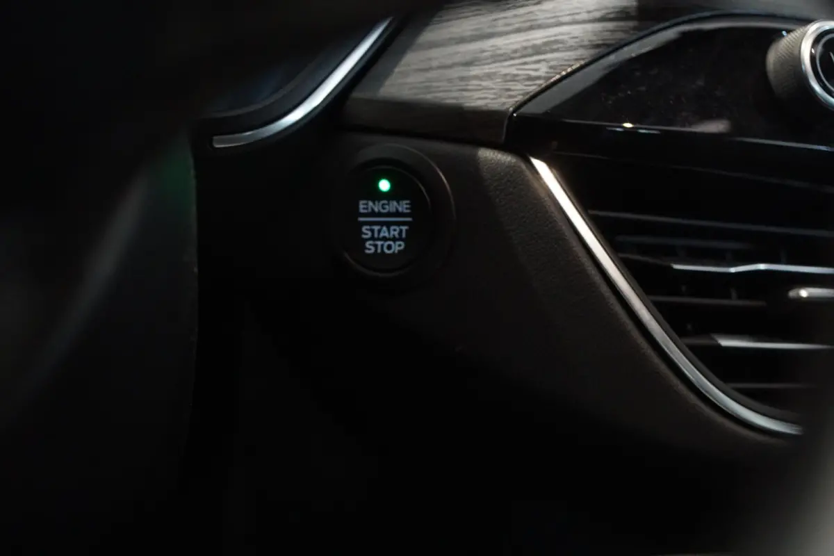 2.5 PHEV Vignale + PANORAMA / HEAD-UP / B&O / LEDER / APPLE CARPLAY