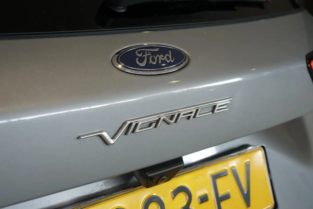 2.5 PHEV Vignale + PANORAMA / HEAD-UP / B&O / LEDER / APPLE CARPLAY