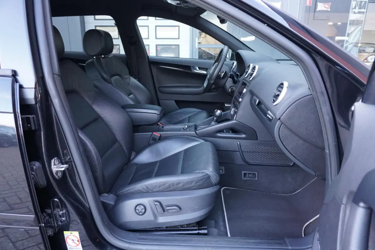 2.0 TFSI quattro Ambition Pro Line + MILLTEK / MAGNETIC RIDE / ELEKTRISCHE STOELEN