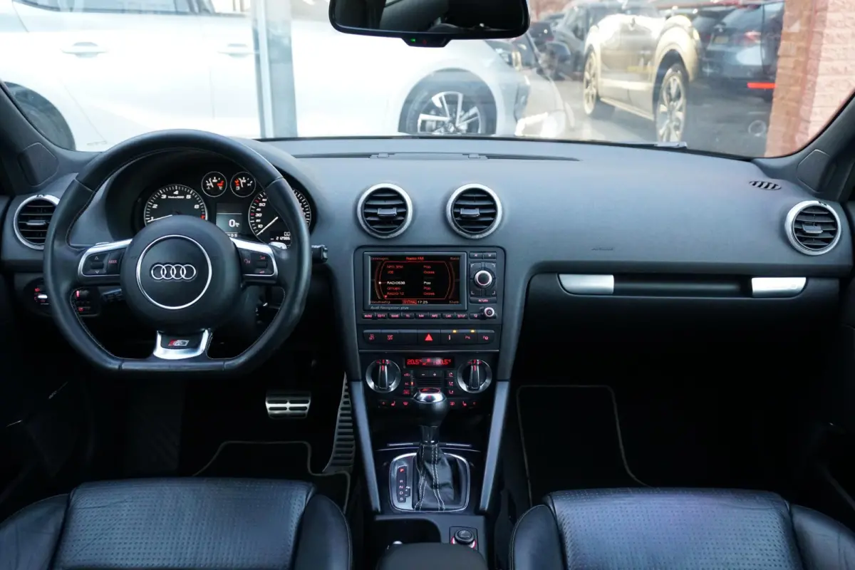 2.0 TFSI quattro Ambition Pro Line + MILLTEK / MAGNETIC RIDE / ELEKTRISCHE STOELEN
