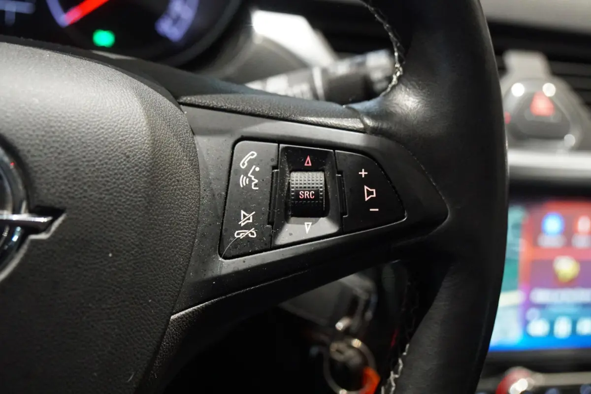 1.0 Turbo Innovation + CAMERA / APPLE CARPLAY / STOELVERWARMING