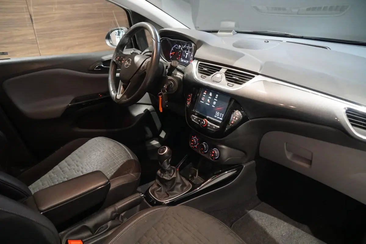 1.0 Turbo Innovation + CAMERA / APPLE CARPLAY / STOELVERWARMING