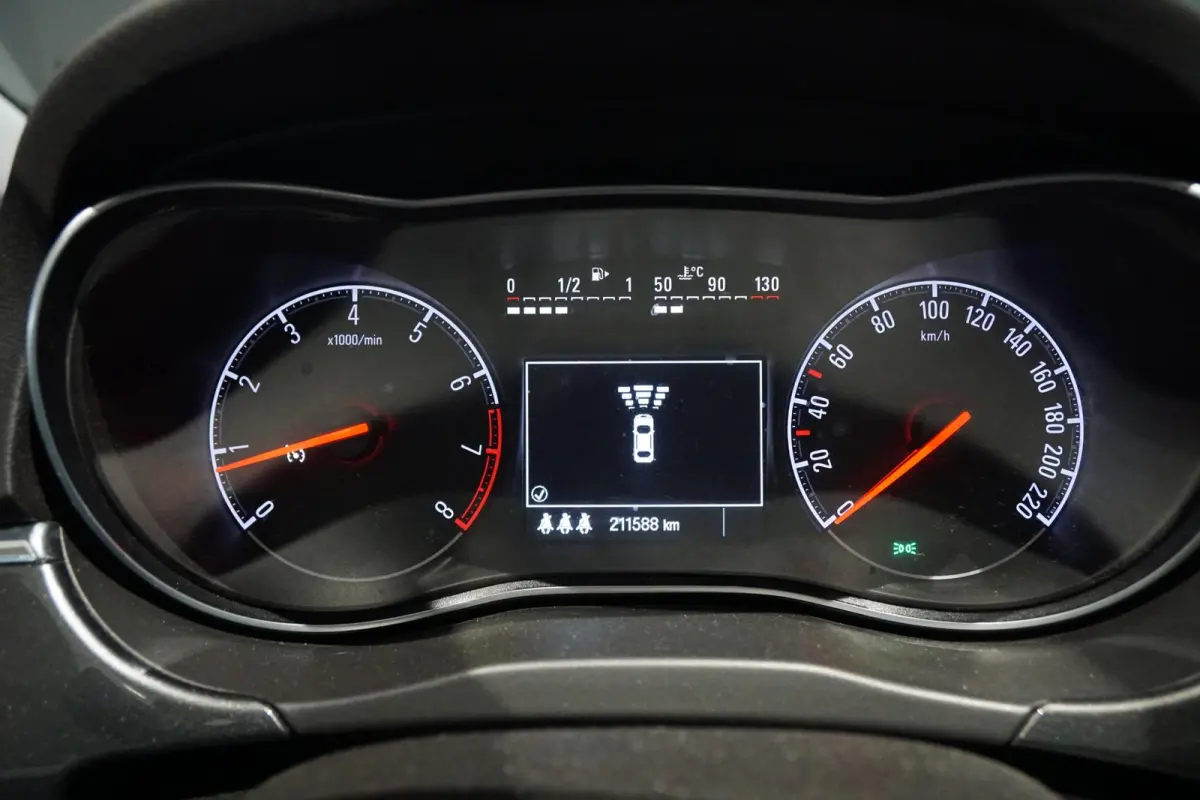 1.0 Turbo Innovation + CAMERA / APPLE CARPLAY / STOELVERWARMING