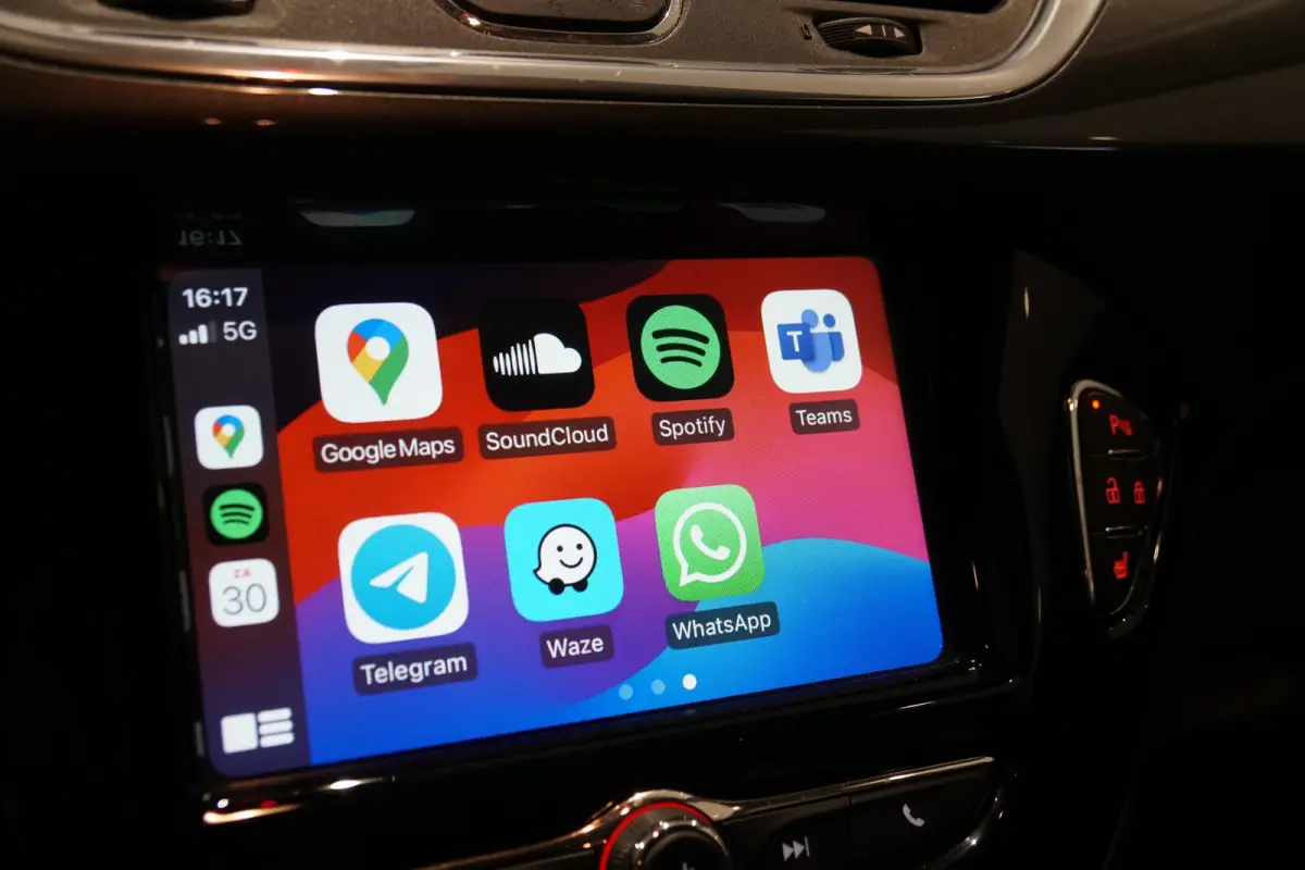 1.0 Turbo Innovation + CAMERA / APPLE CARPLAY / STOELVERWARMING
