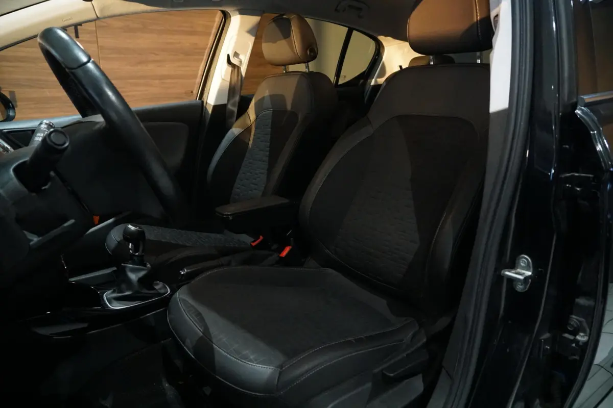 1.0 Turbo Innovation + CAMERA / APPLE CARPLAY / STOELVERWARMING