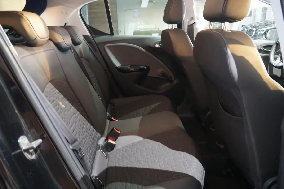 1.0 Turbo Innovation + CAMERA / APPLE CARPLAY / STOELVERWARMING