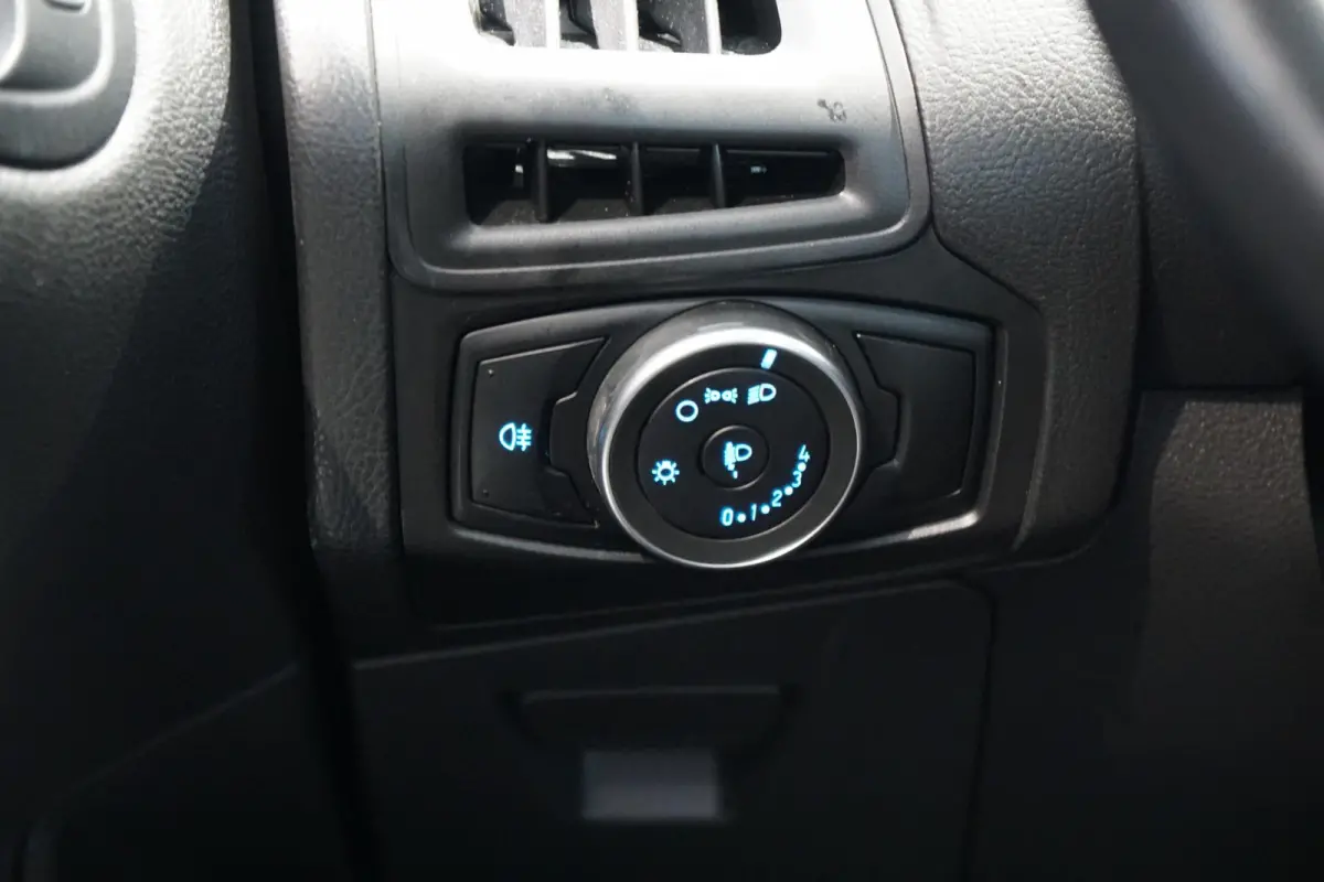 1.0 + STOEL/STUURVERWARMING