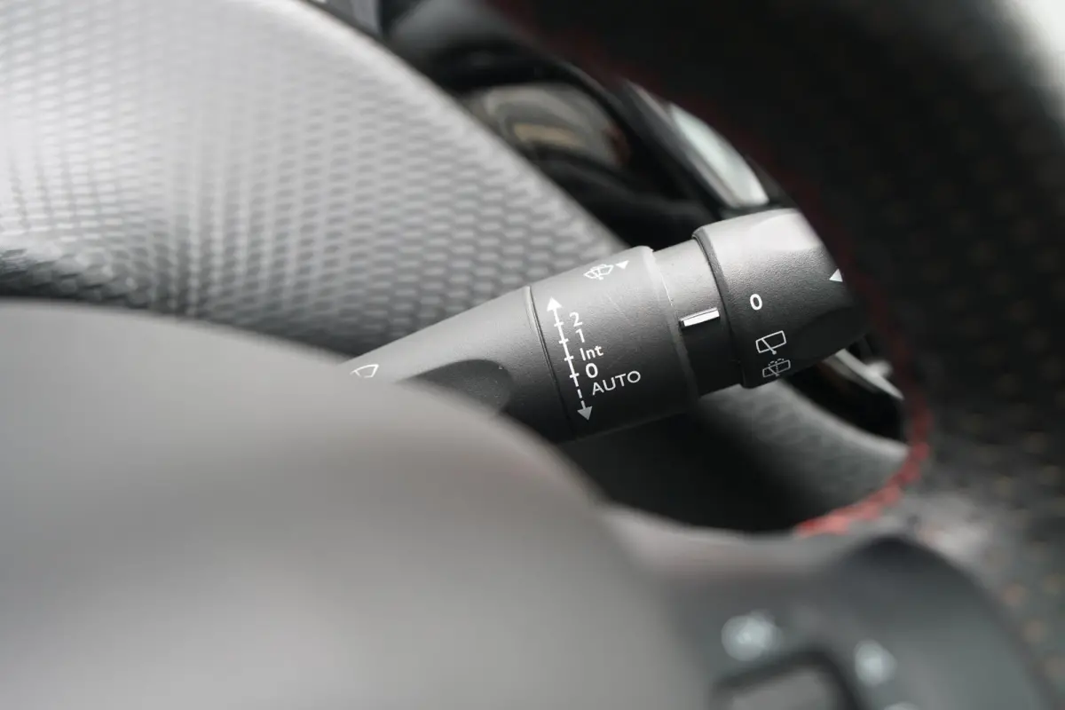 1.2 PureTech GT-Line + TREKHAAK / PANORAMA / STOELVERWARMING / SENSOREN