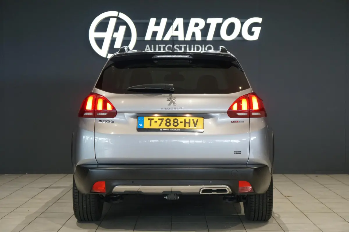 1.2 PureTech GT-Line + TREKHAAK / PANORAMA / STOELVERWARMING / SENSOREN
