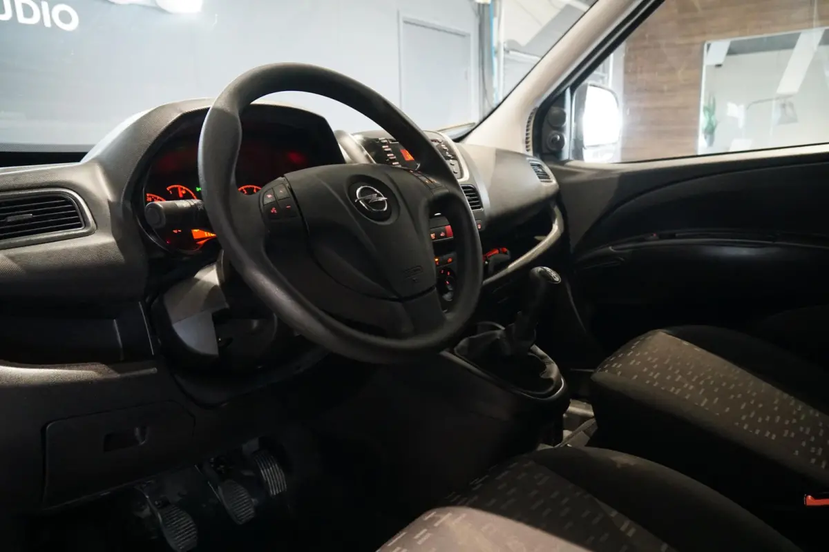 1.3 CDTi L1H1 Edition