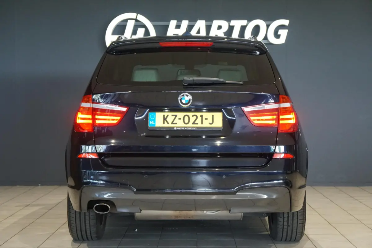sDrive20i Centennial High Executive M SPORT * facelift* + 2400KG TREKGEWICHT / CAMERA