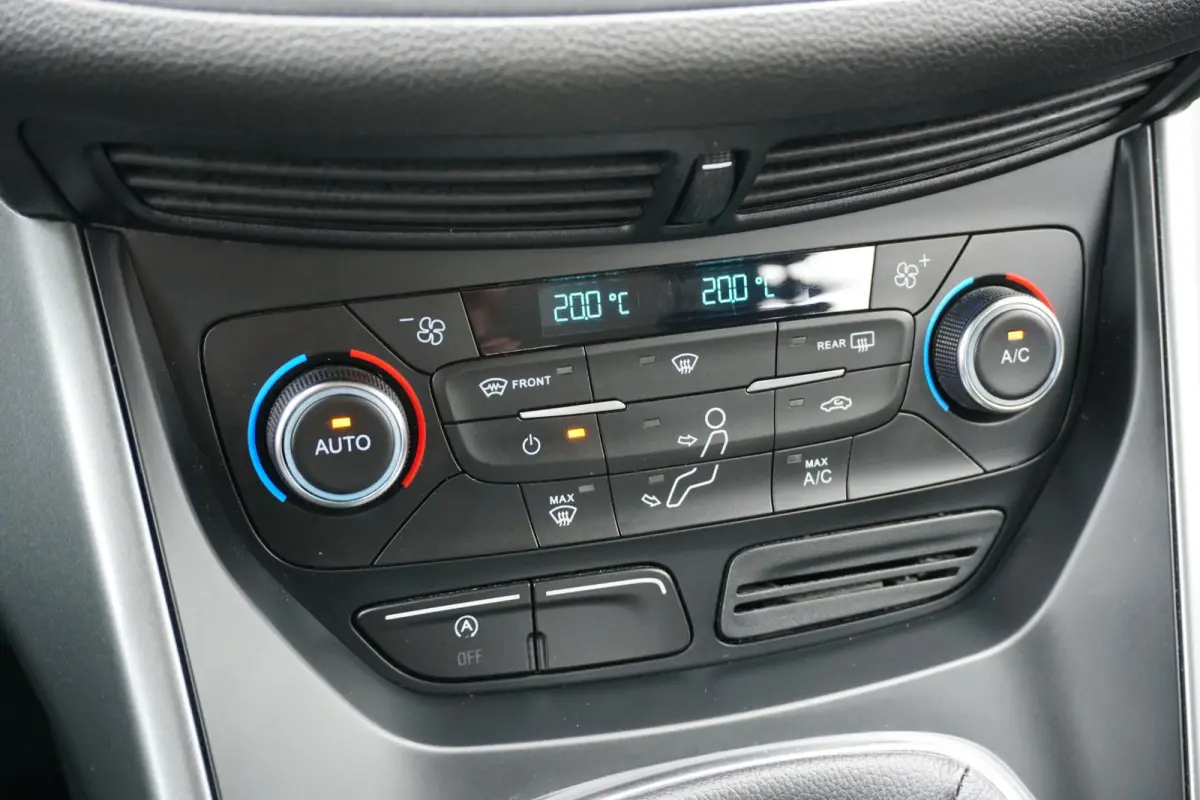1.5 EcoBoost Trend Ultimate *eerste eigenaar* + CAMERA / APPLE CARPLAY / TREKHAAK