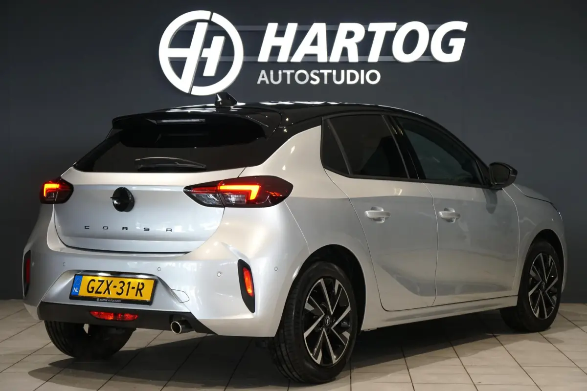 1.2 GS + KEYLESS / CAMERA / DODEHOEKDETECTIE / APPLE CARPLAY