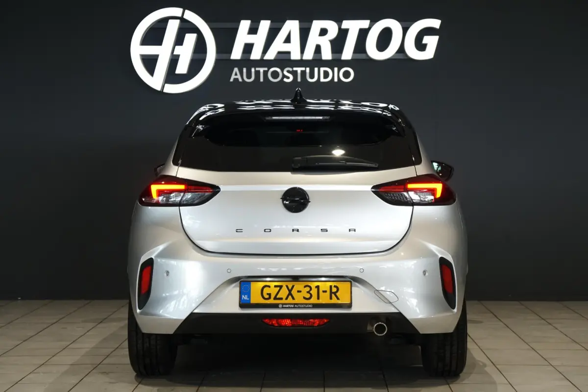 1.2 GS + KEYLESS / CAMERA / DODEHOEKDETECTIE / APPLE CARPLAY