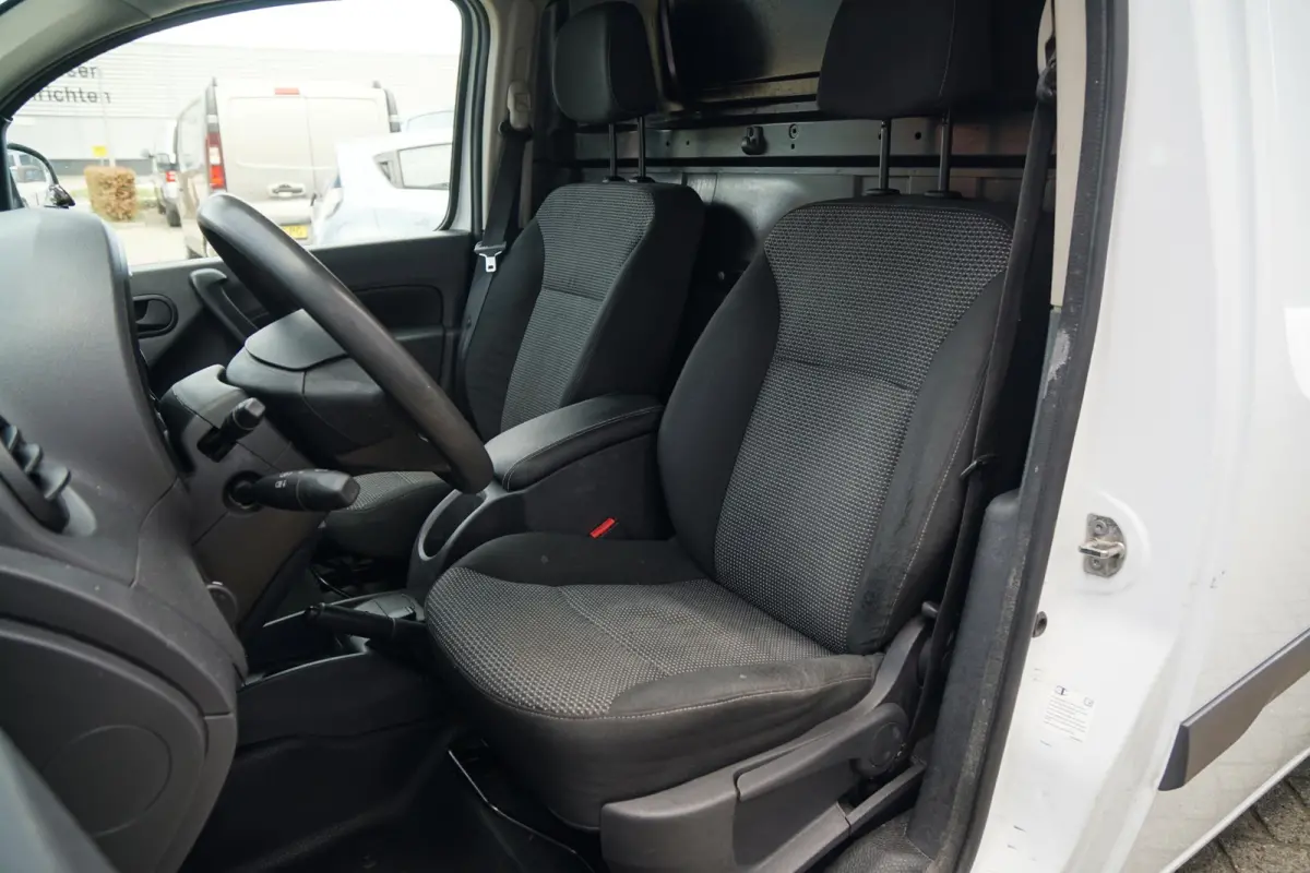 109 CDI BlueEFFICIENCY Extra Lang + TREKHAAK / AIRCO / PDC