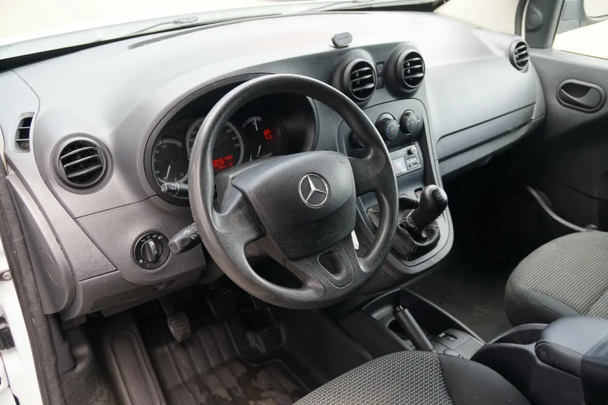 109 CDI BlueEFFICIENCY Extra Lang + TREKHAAK / AIRCO / PDC