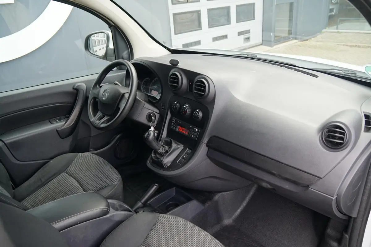 109 CDI BlueEFFICIENCY Extra Lang + TREKHAAK / AIRCO / PDC