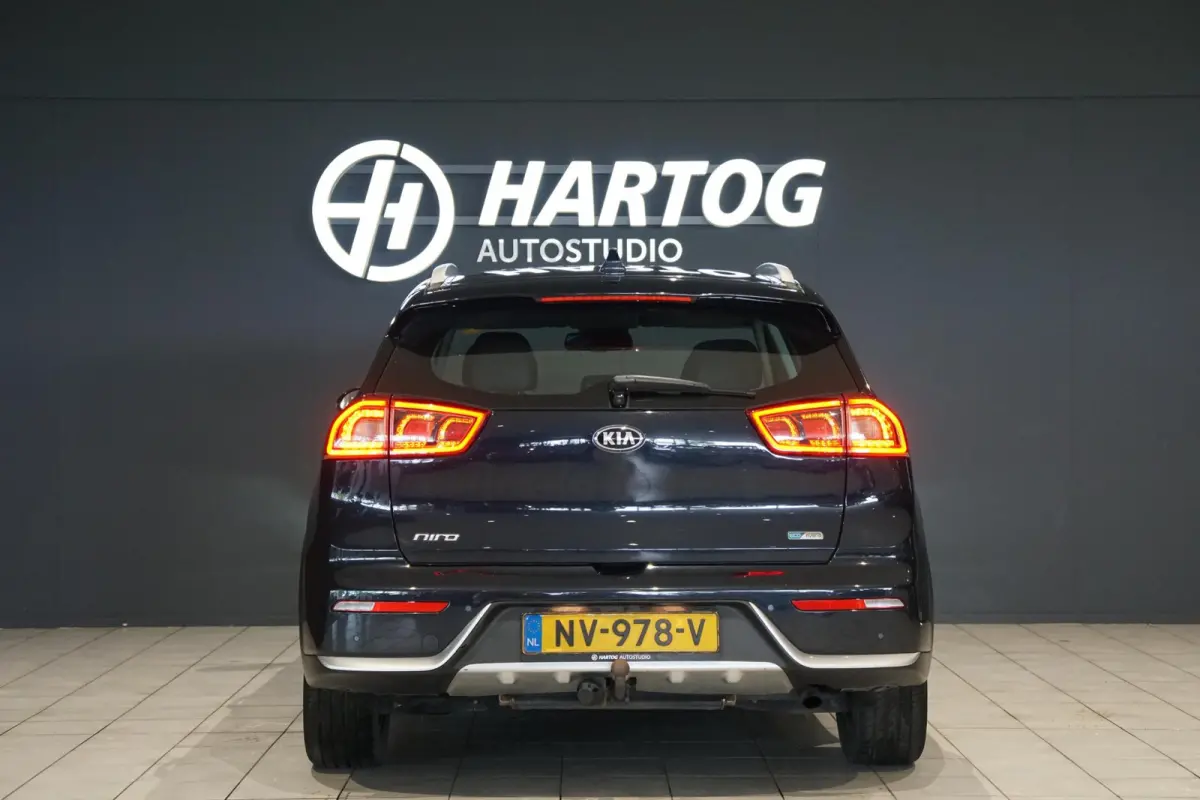 1.6 GDi Hybrid First Edition + TREKHAAK / CAMERA / CARPLAY / NAVIGATIE
