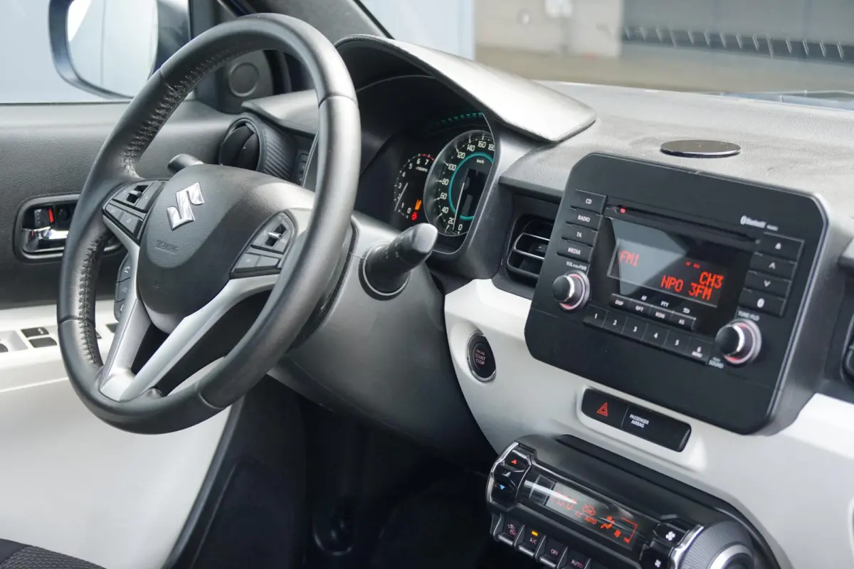1.2 Stijl + LED / KEYLESS / STOELVERWARMING / CLIMATE CONTROL