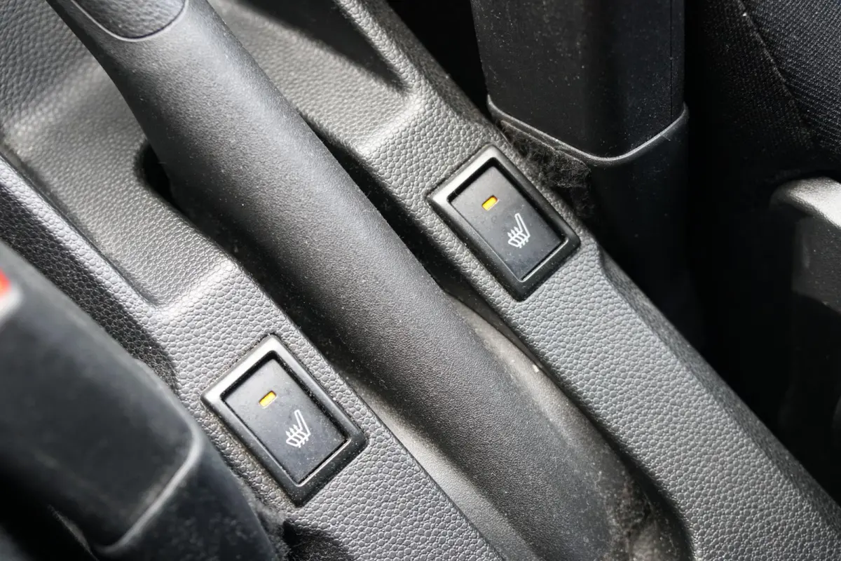 1.2 Stijl + LED / KEYLESS / STOELVERWARMING / CLIMATE CONTROL