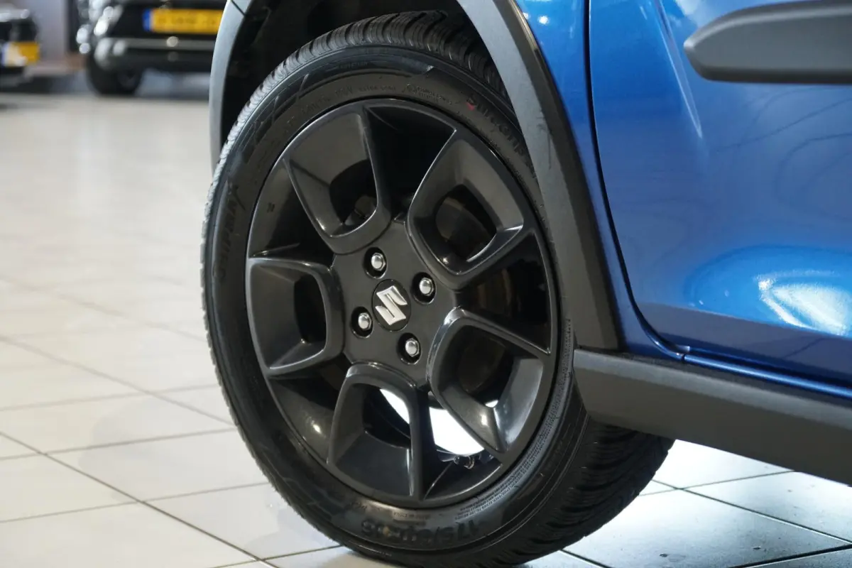 1.2 Stijl + LED / KEYLESS / STOELVERWARMING / CLIMATE CONTROL