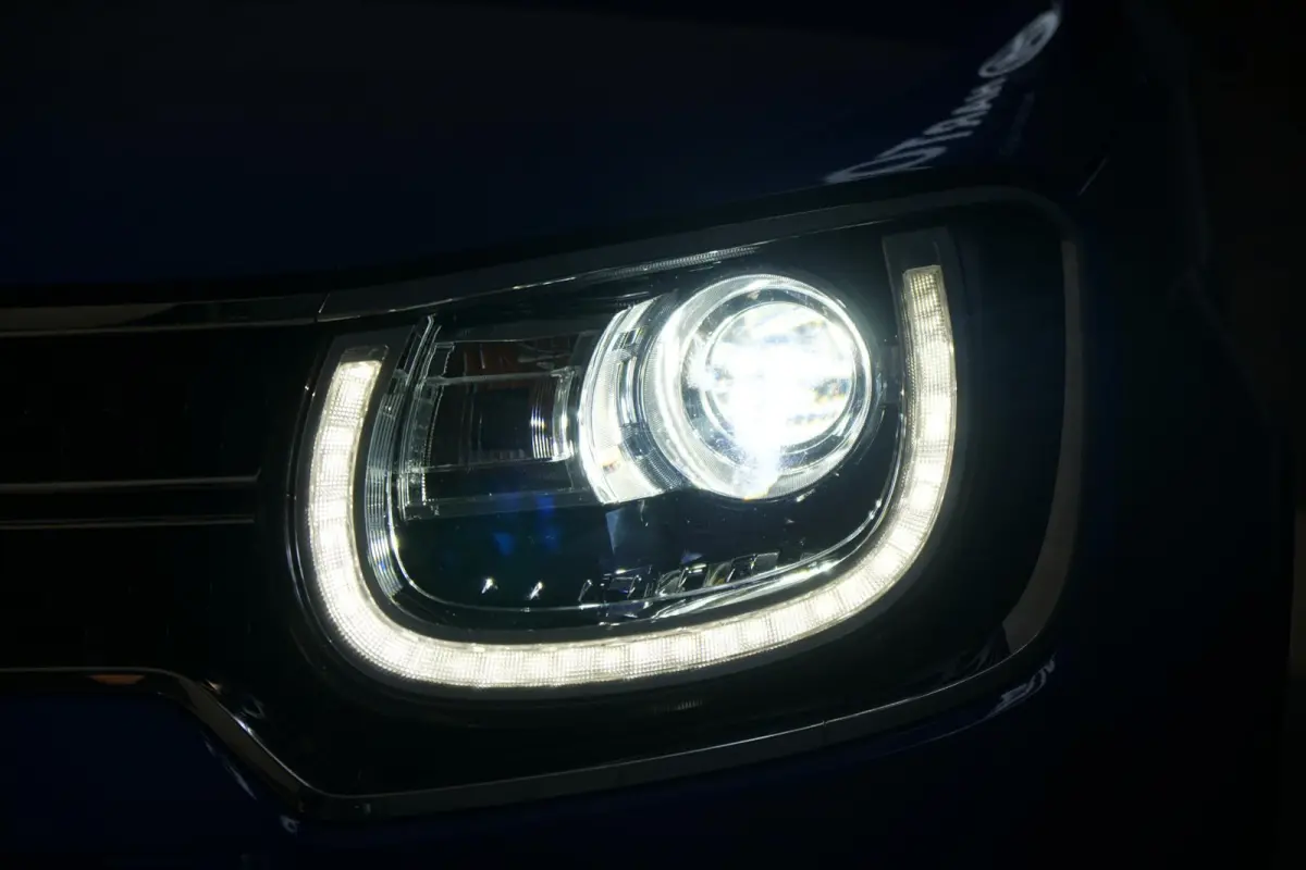 1.2 Stijl + LED / KEYLESS / STOELVERWARMING / CLIMATE CONTROL