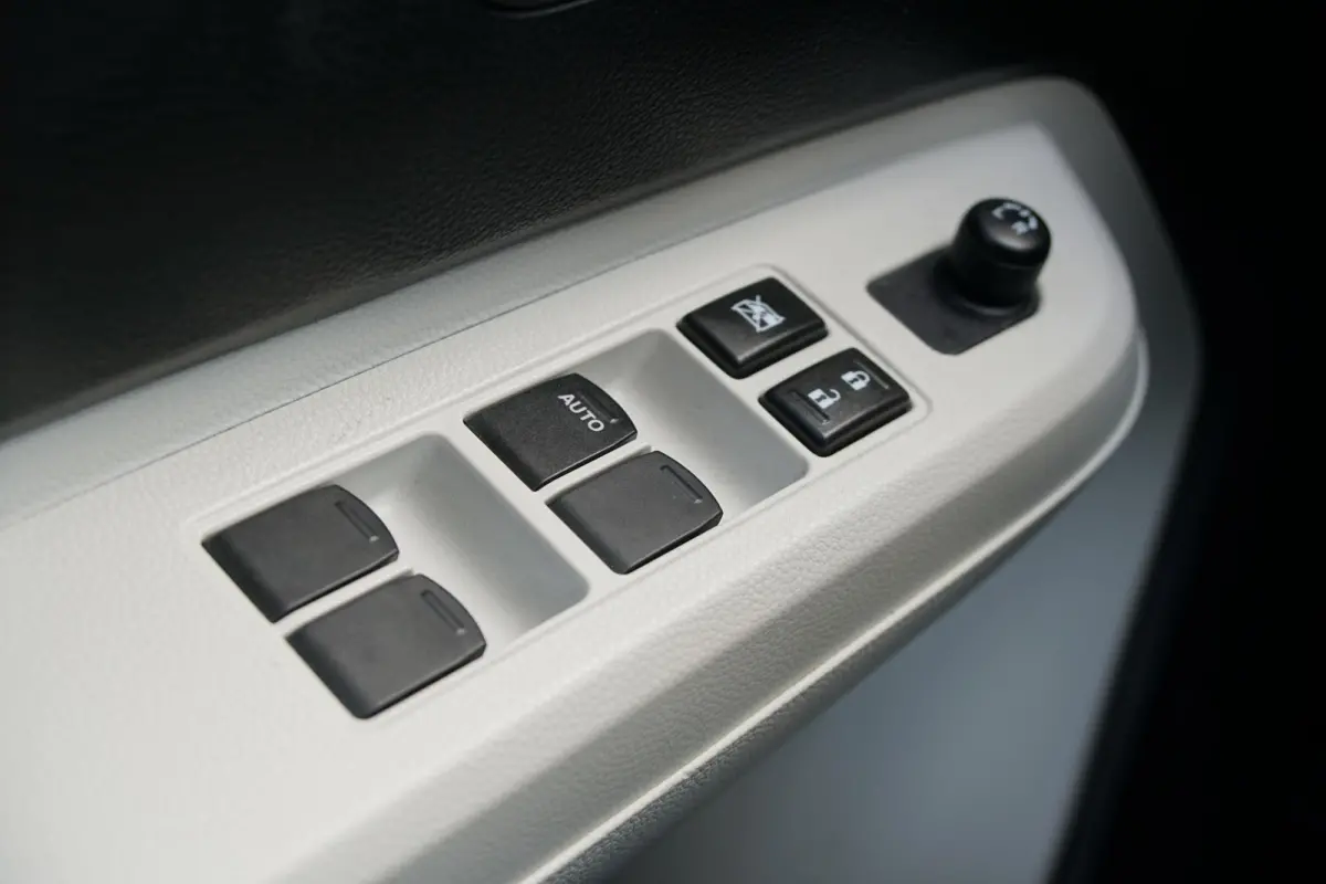 1.2 Stijl + LED / KEYLESS / STOELVERWARMING / CLIMATE CONTROL