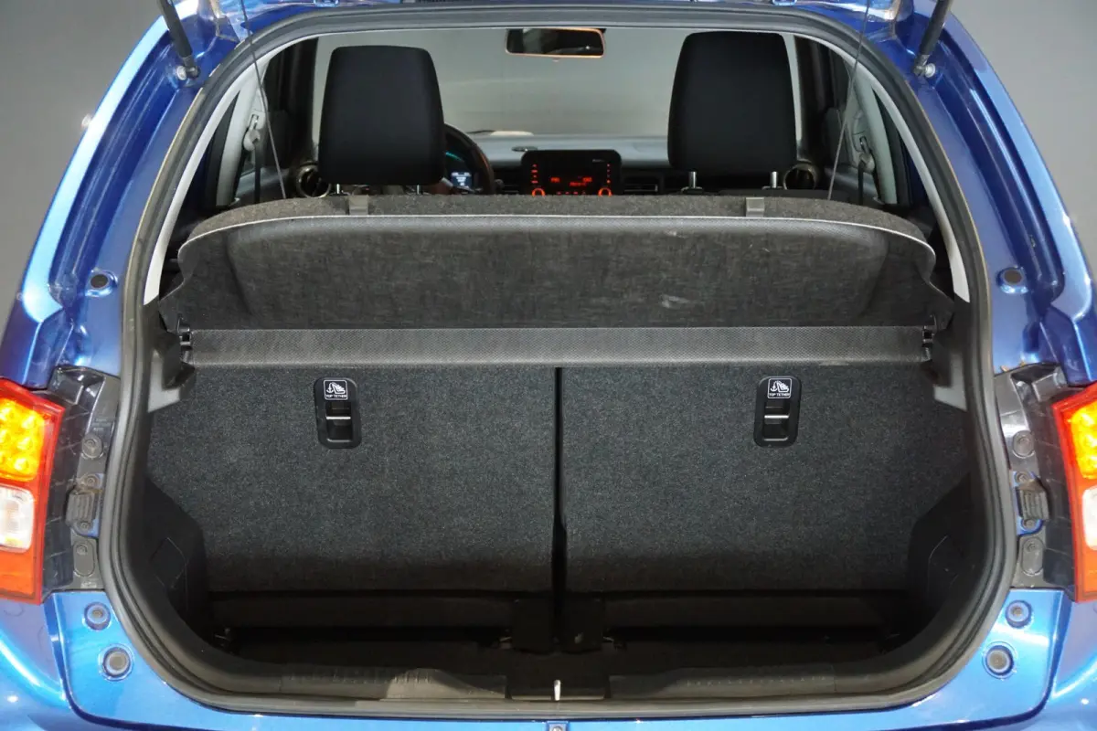 1.2 Stijl + LED / KEYLESS / STOELVERWARMING / CLIMATE CONTROL