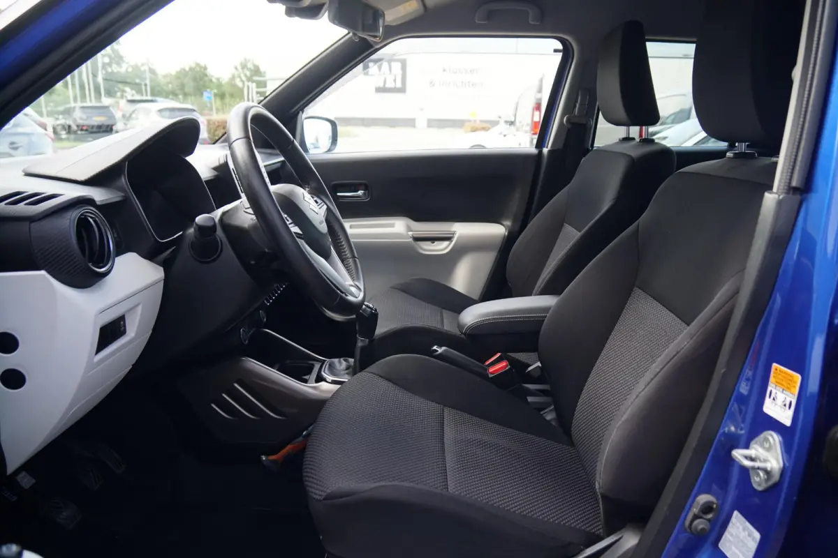 1.2 Stijl + LED / KEYLESS / STOELVERWARMING / CLIMATE CONTROL