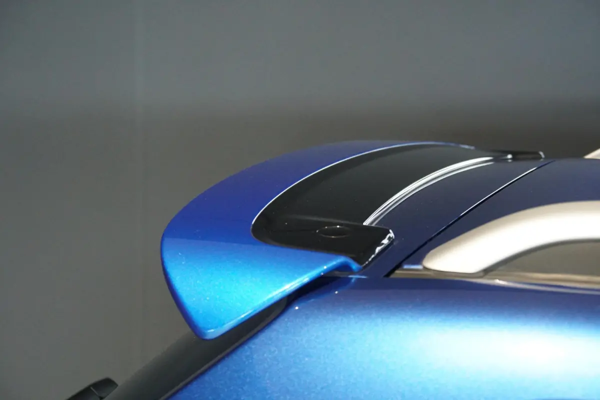 1.2 Stijl + LED / KEYLESS / STOELVERWARMING / CLIMATE CONTROL