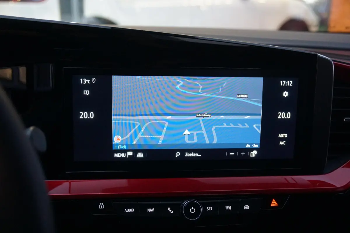 1.2 Turbo GS + CAMERA / STOELVERWARMING / NAVIGATIE