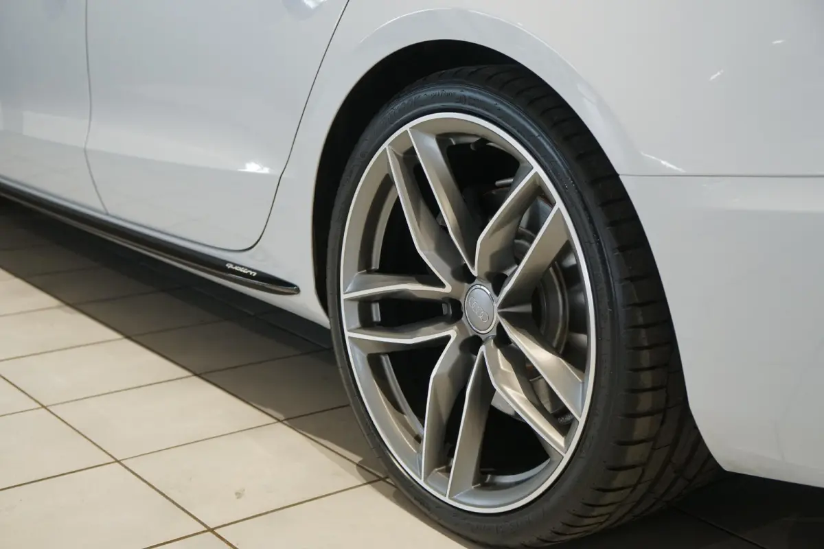 3.0 TDI quattro Suzuka Grau 3x S-Line + PANO / B&O / MEMORY / CRUISE CONTROL ADAPTIEF