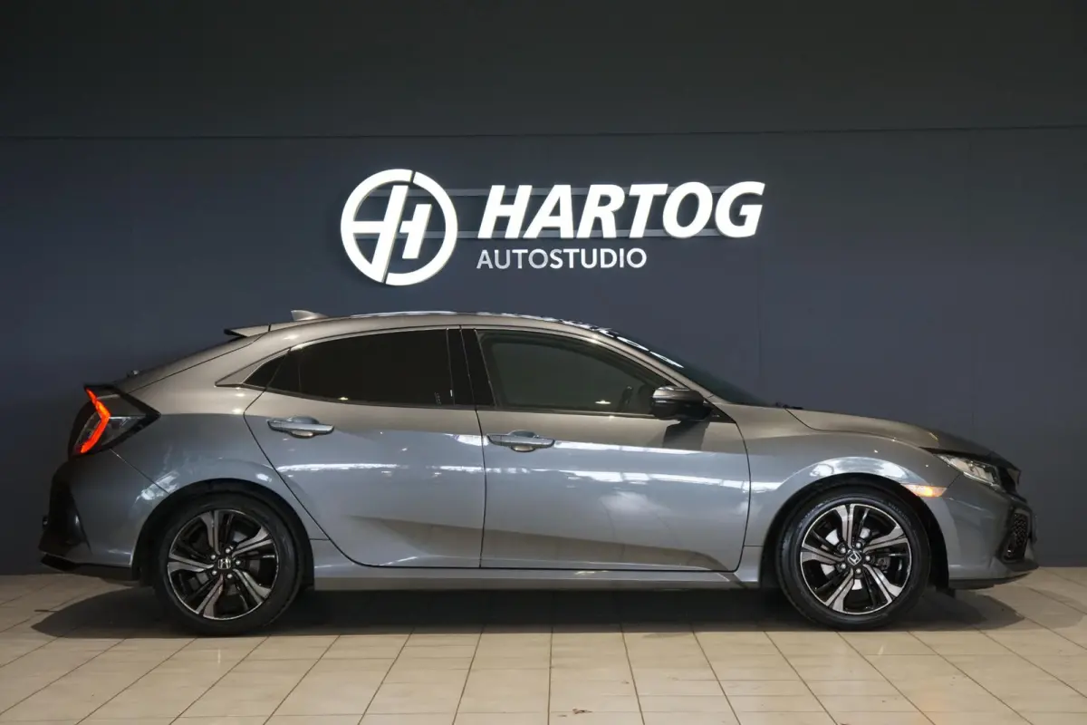 1.0 i-VTEC Elegance + APPLE CARPLAY / TREKHAAK