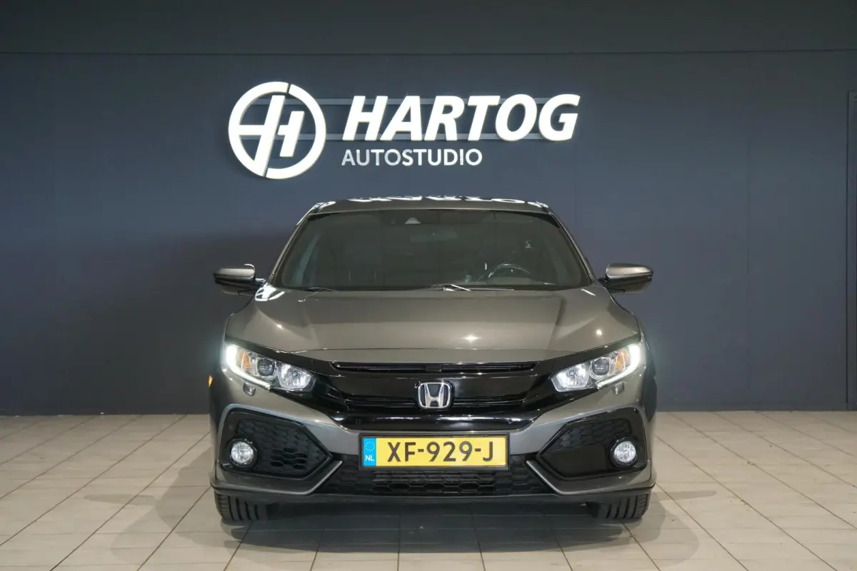 1.0 i-VTEC Elegance + APPLE CARPLAY / TREKHAAK