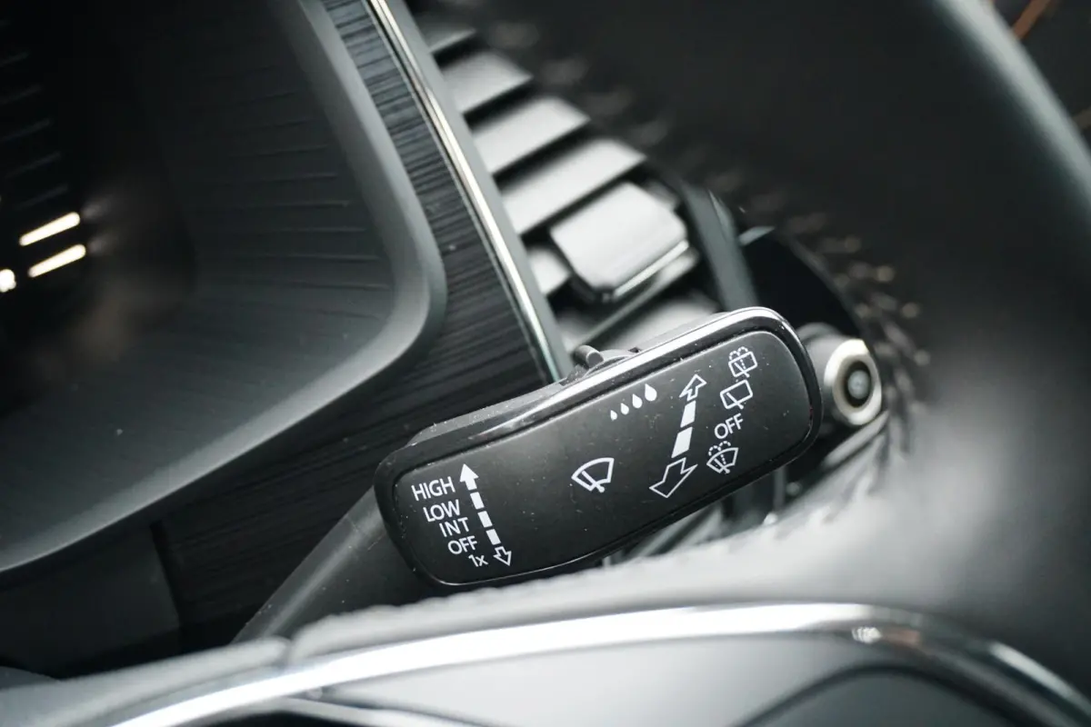 1.5 TSI Business Edition + SPORTSTOELEN / CAMERA / TREKHAAK ELEKTRISCH