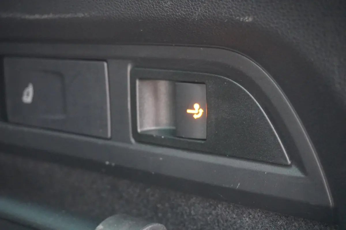 1.5 TSI Business Edition + SPORTSTOELEN / CAMERA / TREKHAAK ELEKTRISCH