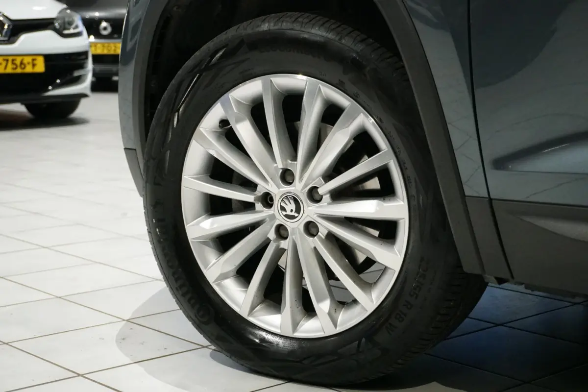 1.5 TSI Business Edition + SPORTSTOELEN / CAMERA / TREKHAAK ELEKTRISCH