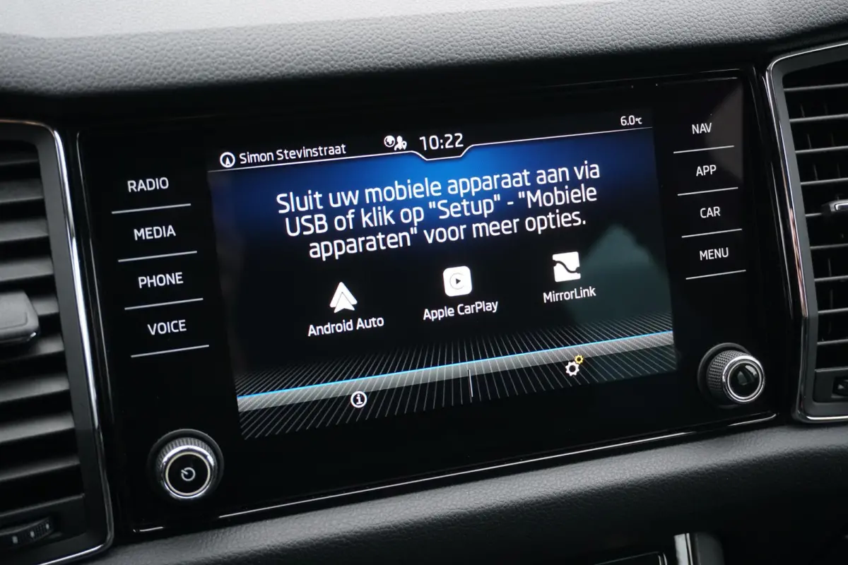 1.5 TSI Business Edition + SPORTSTOELEN / CAMERA / TREKHAAK ELEKTRISCH