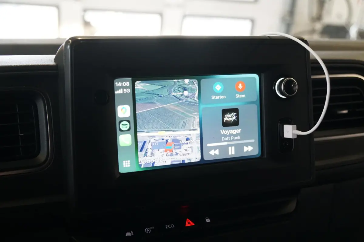 2.3 TURBO 150 PK L2H2 + 2500 KG TREKHAAK / CAMERA / CARPLAY / NAVIGATIE