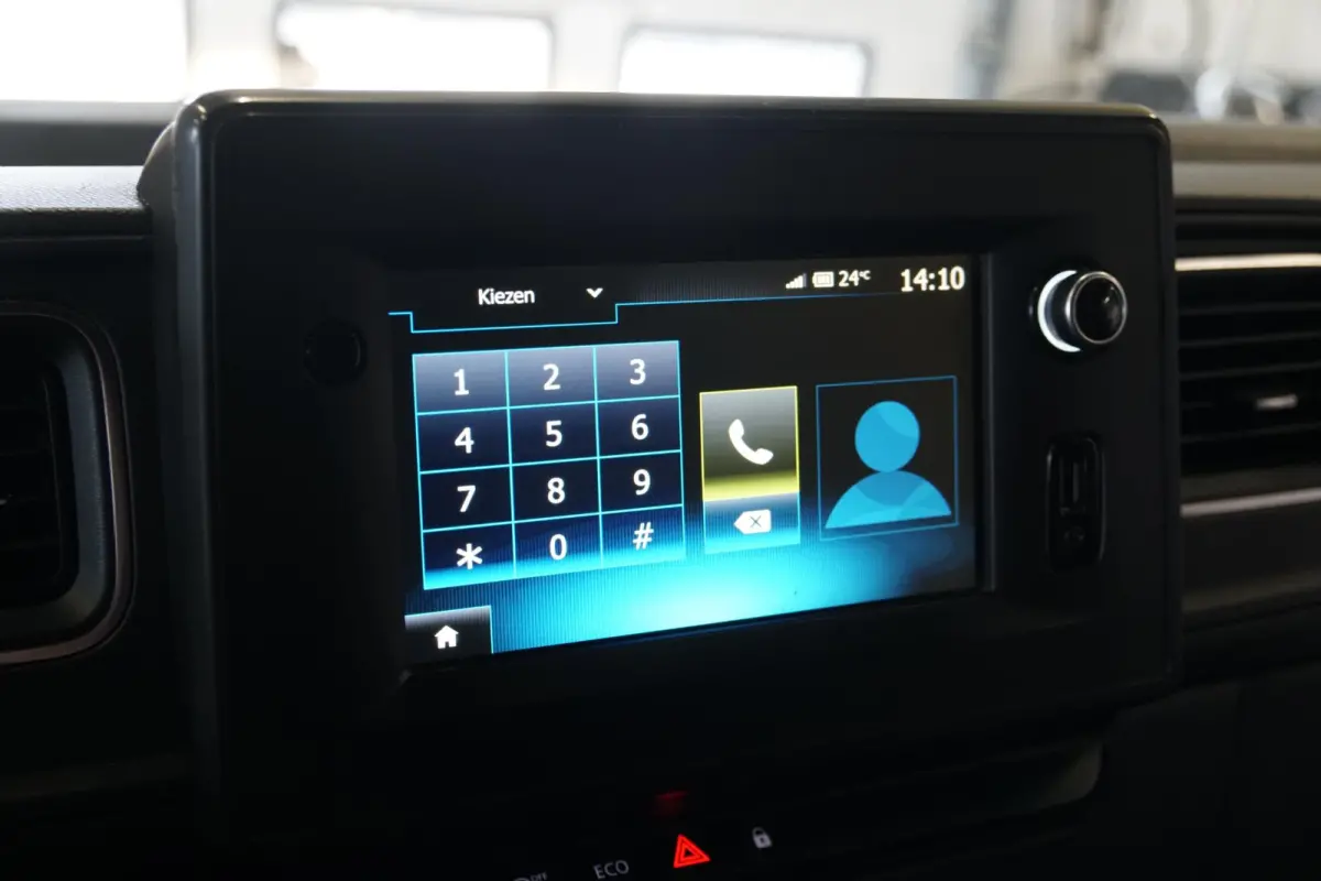 2.3 TURBO 150 PK L2H2 + 2500 KG TREKHAAK / CAMERA / CARPLAY / NAVIGATIE