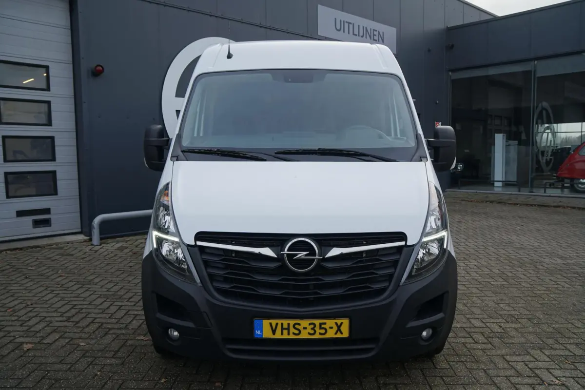2.3 TURBO 150 PK L2H2 + 2500 KG TREKHAAK / CAMERA / CARPLAY / NAVIGATIE