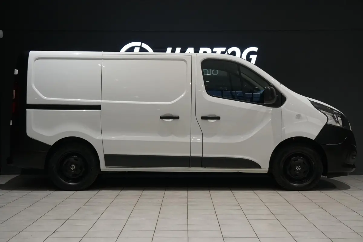 1.6 dCi 95 L1H1 Visia + INBOUW / OMVORMER / SENSOREN