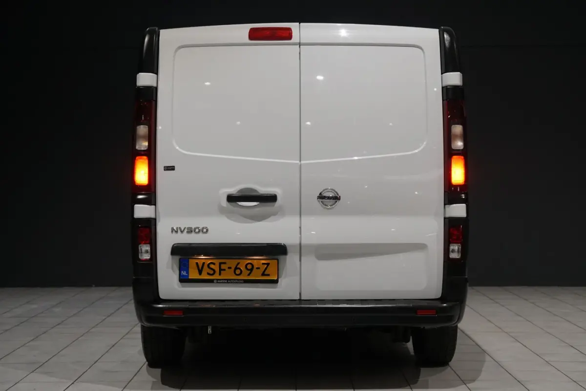 1.6 dCi 95 L1H1 Visia + INBOUW / OMVORMER / SENSOREN